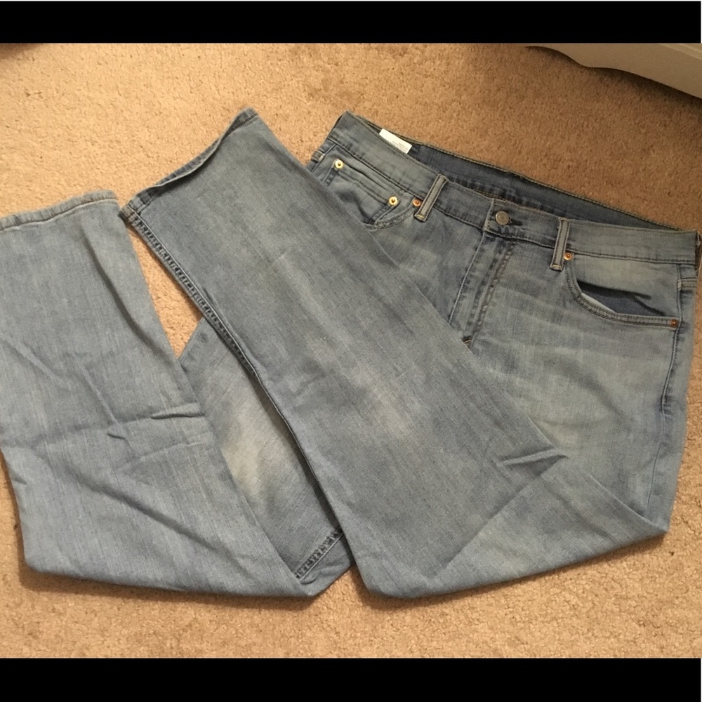 Levi’s 541 light blue 33w x 30 l blue jeans